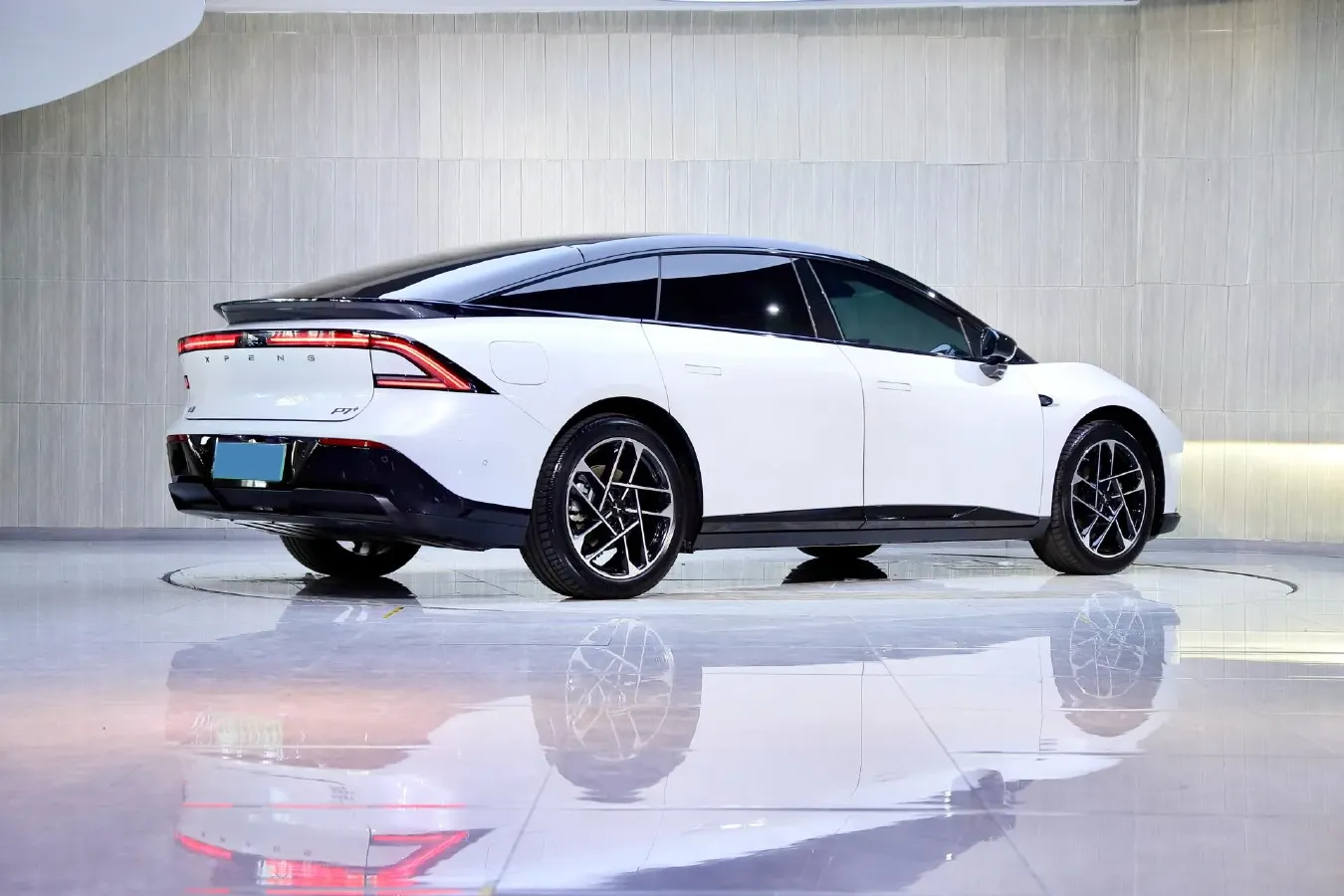 2024 Xpeng P7+ BEV 60.7KWH,autocango,china used car exporter,china ev exporter,chinese used car exporter,chinese used ev exporter