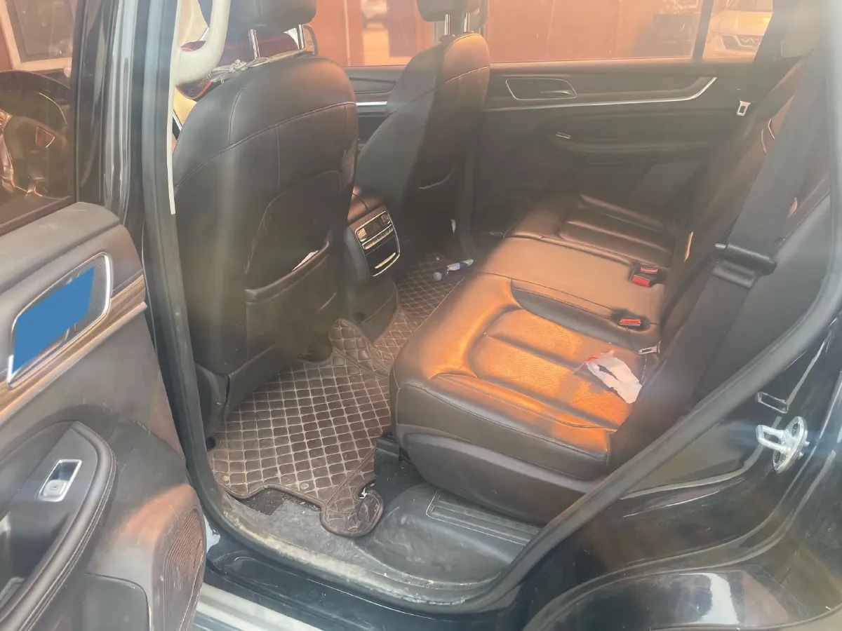 2018 Roewe RX5 2.0T 220HP L4 6DCT,autocango,china used car exporter,china ev exporter,chinese used car exporter,chinese used ev exporter