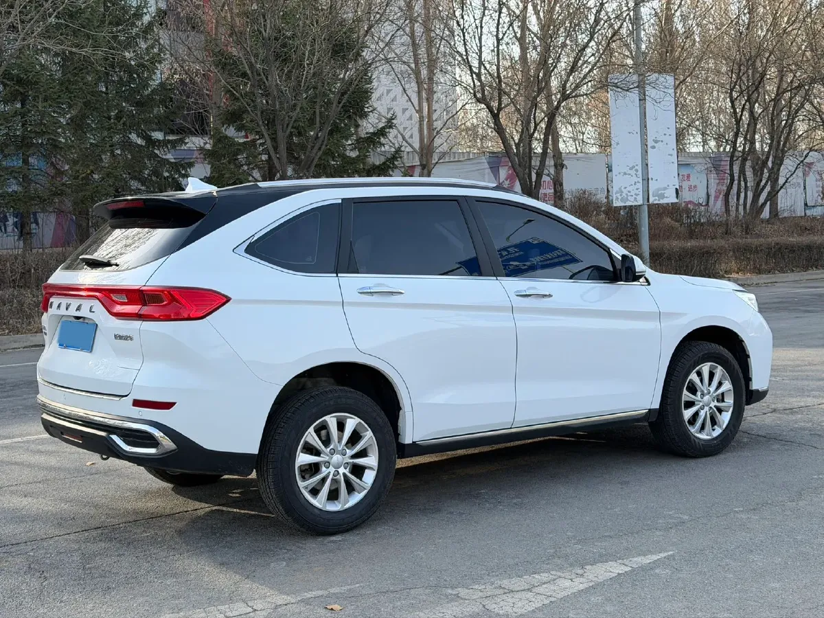 2021 Haval M6 1.5T 150HP L4 7DCT,autocango,china used car exporter,china ev exporter,chinese used car exporter,chinese used ev exporter