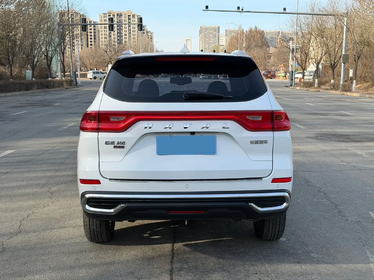 2021 Haval M6 1.5T 150HP L4 7DCT,autocango,china used car exporter,china ev exporter,chinese used car exporter,chinese used ev exporter