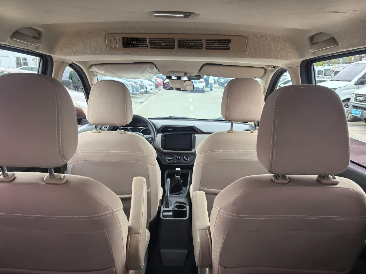 2019 WuLing HongGuang 1.5L 99HP L4 6MT,autocango,china used car exporter,china ev exporter,chinese used car exporter,chinese used ev exporter