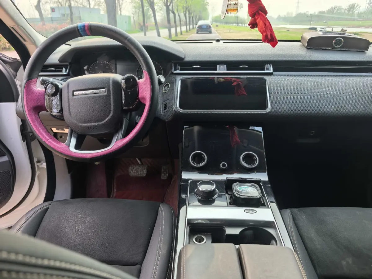 2020 Land Rover Range Rover Velar 2.0T 250HP L4 8AT,autocango,china used car exporter,china ev exporter,chinese used car exporter,chinese used ev exporter