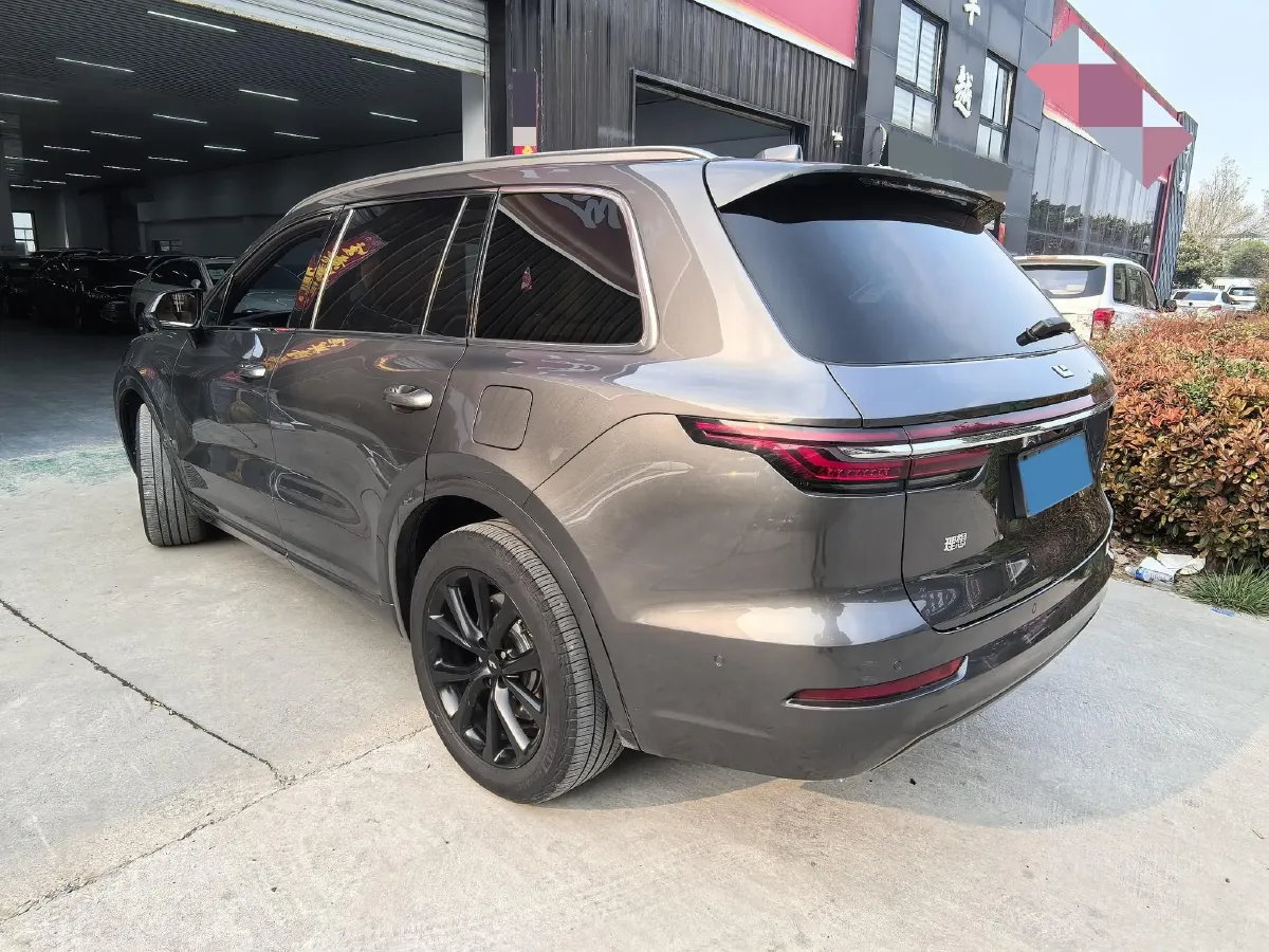 2021 Li ONE Range Extended 131HP REEV 40.5KWH,autocango,china used car exporter,china ev exporter,chinese used car exporter,chinese used ev exporter