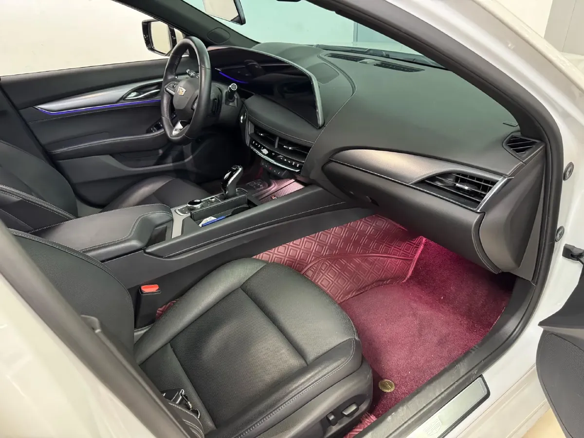 2024 Cadillac CT5 2.0T 237HP L4 10AT,autocango,china used car exporter,china ev exporter,chinese used car exporter,chinese used ev exporter