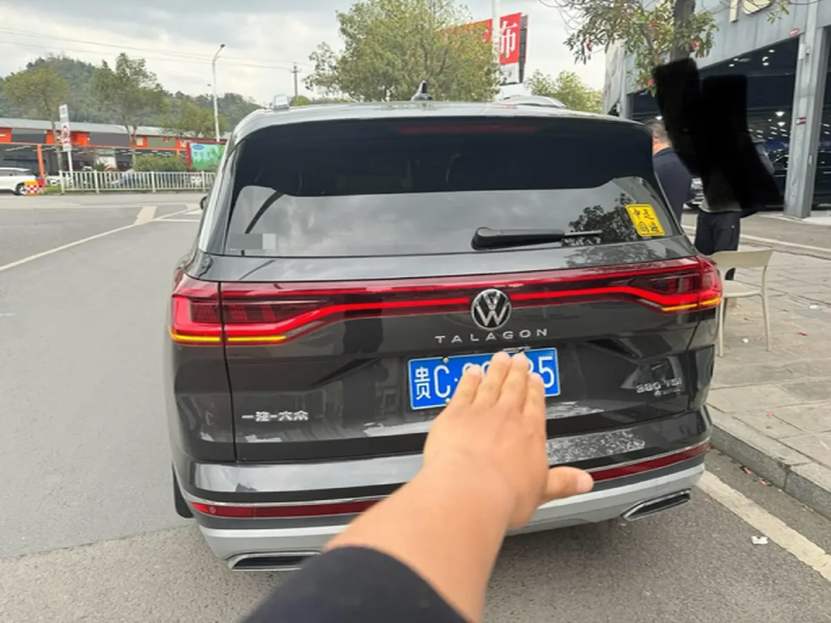 2021 Volkswagen Talagon 2.0T 220HP L4 7DCT,autocango,china used car exporter,china ev exporter,chinese used car exporter,chinese used ev exporter