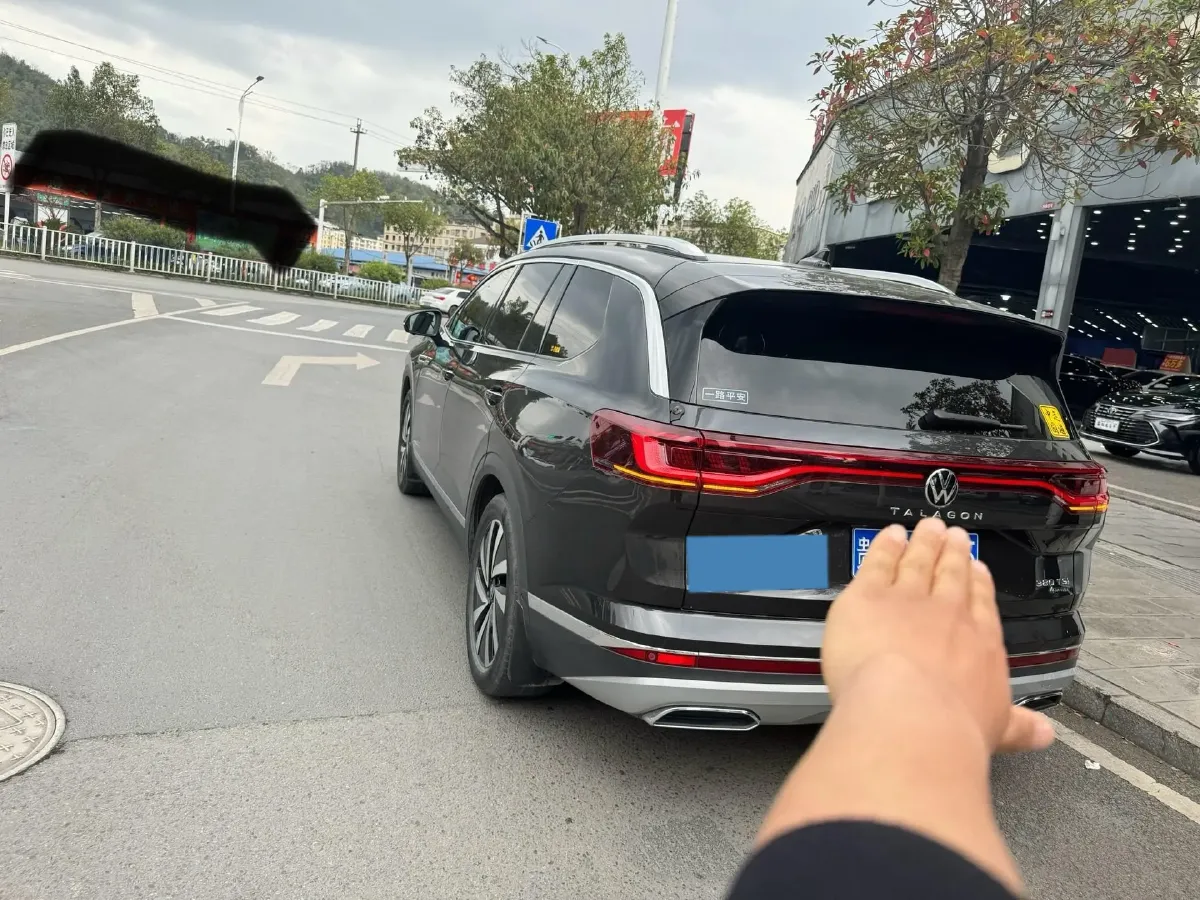 2021 Volkswagen Talagon 2.0T 220HP L4 7DCT,autocango,china used car exporter,china ev exporter,chinese used car exporter,chinese used ev exporter