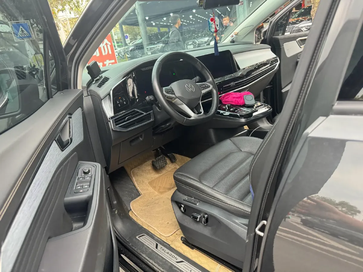 2021 Volkswagen Talagon 2.0T 220HP L4 7DCT,autocango,china used car exporter,china ev exporter,chinese used car exporter,chinese used ev exporter