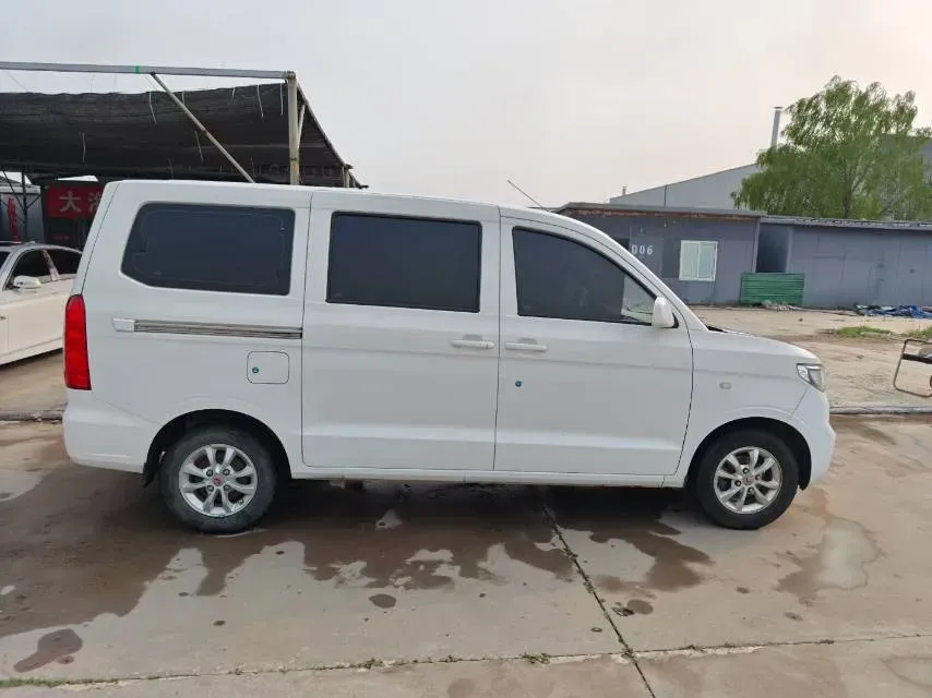 2022 JinBei Little Sea Lion X30 1.5L 102HP L4 5MT,autocango,china used car exporter,china ev exporter,chinese used car exporter,chinese used ev exporter