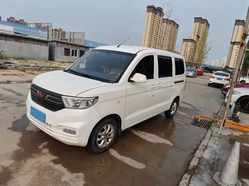 2022 JinBei Little Sea Lion X30 1.5L 102HP L4 5MT,autocango,china used car exporter,china ev exporter,chinese used car exporter,chinese used ev exporter