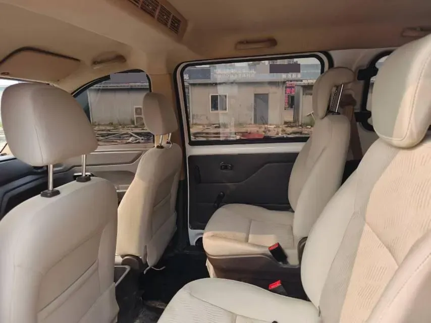 2022 JinBei Little Sea Lion X30 1.5L 102HP L4 5MT,autocango,china used car exporter,china ev exporter,chinese used car exporter,chinese used ev exporter