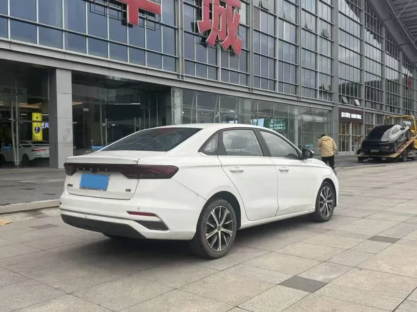 2022 Geely Emgrand 1.5L 114HP L4 CVT,autocango,china used car exporter,china ev exporter,chinese used car exporter,chinese used ev exporter