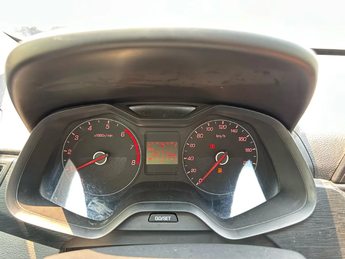 2016 BaoJun 310 1.2L 82HP L4 5MT,autocango,china used car exporter,china ev exporter,chinese used car exporter,chinese used ev exporter