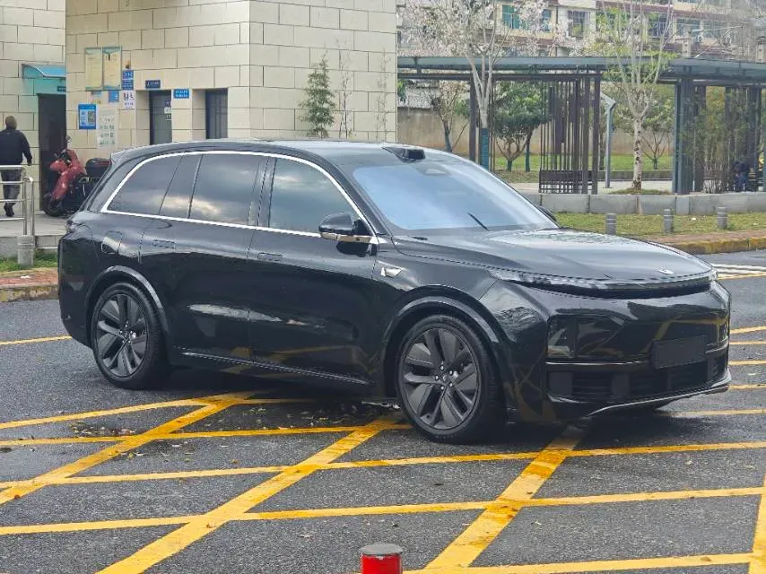 2024 Toyota Granvia 2.5L 189HP L4 E-CVT Hybrid,autocango,china used car exporter,china ev exporter,chinese used car exporter,chinese used ev exporter