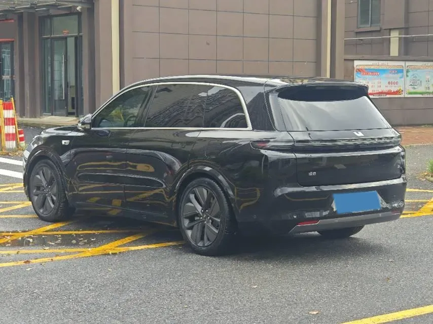 2024 Toyota Granvia 2.5L 189HP L4 E-CVT Hybrid,autocango,china used car exporter,china ev exporter,chinese used car exporter,chinese used ev exporter