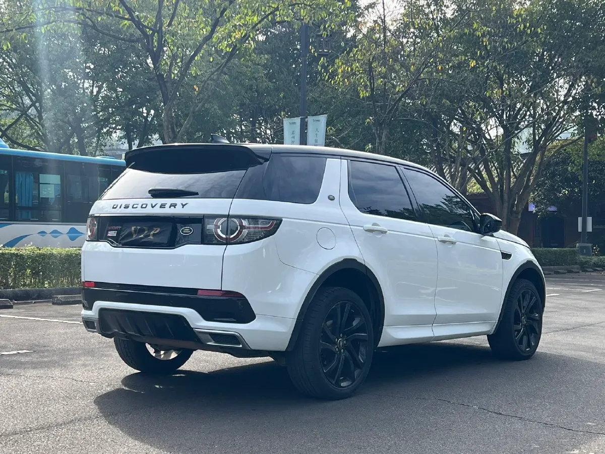 2019 Land Rover Discovery Sport 2.0T 241HP L4 9AT,autocango,china used car exporter,china ev exporter,chinese used car exporter,chinese used ev exporter