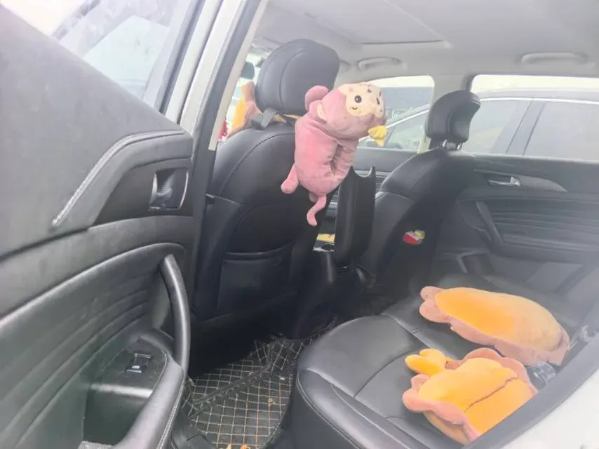 2021 ChangAn CS35 Plus 1.6L 128HP L4 CVT,autocango,china used car exporter,china ev exporter,chinese used car exporter,chinese used ev exporter