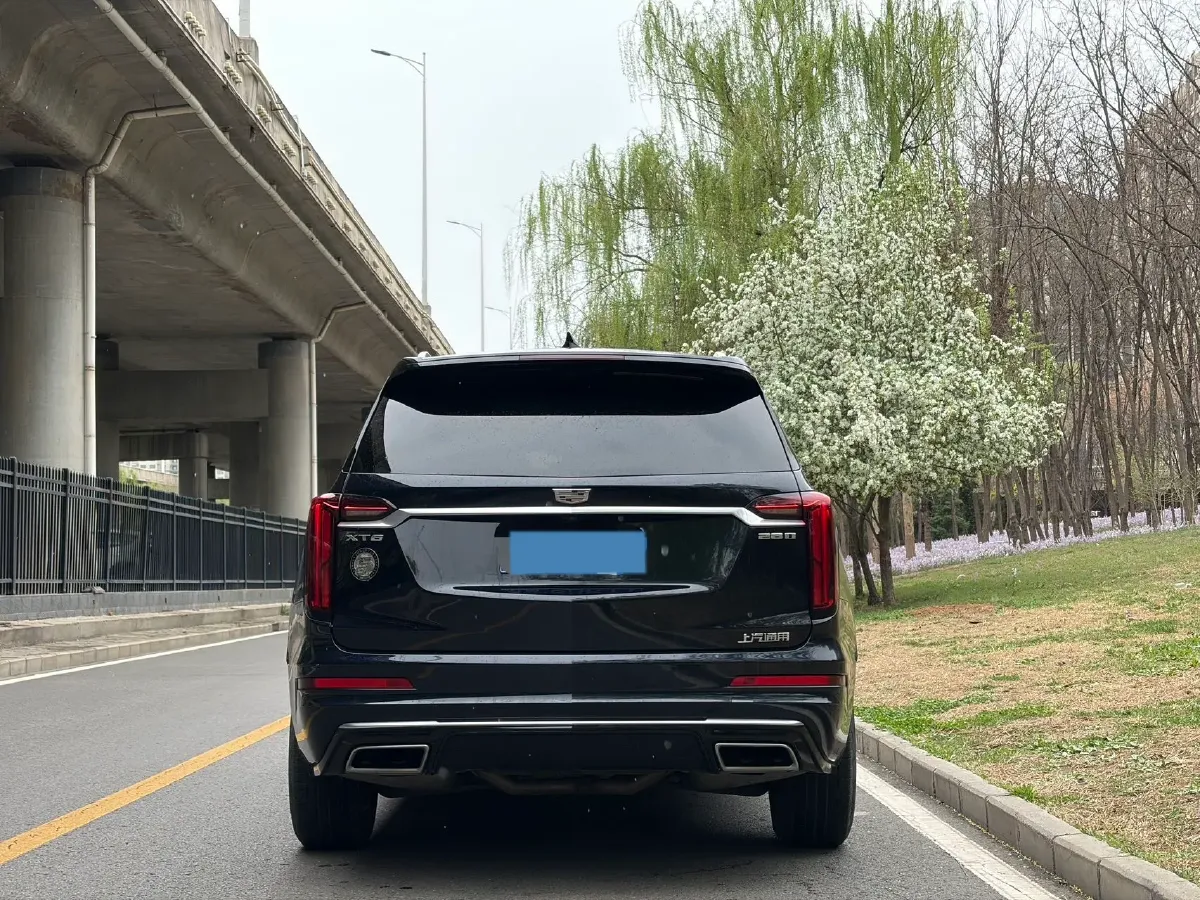 2021 Cadillac XT6 2.0T 237HP L4 9AT,autocango,china used car exporter,china ev exporter,chinese used car exporter,chinese used ev exporter