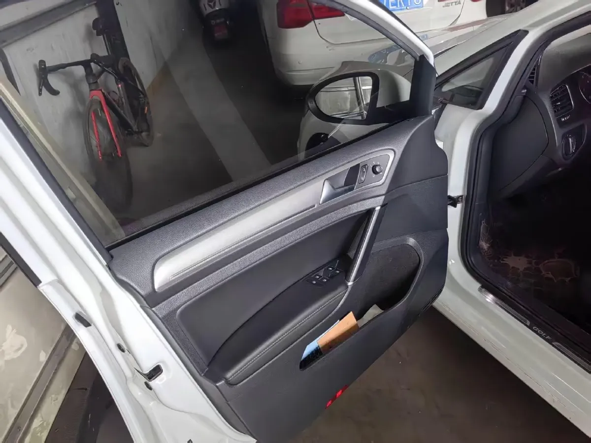 2020 Volkswagen Golf 1.4T 150HP L4 7DCT,autocango,china used car exporter,china ev exporter,chinese used car exporter,chinese used ev exporter