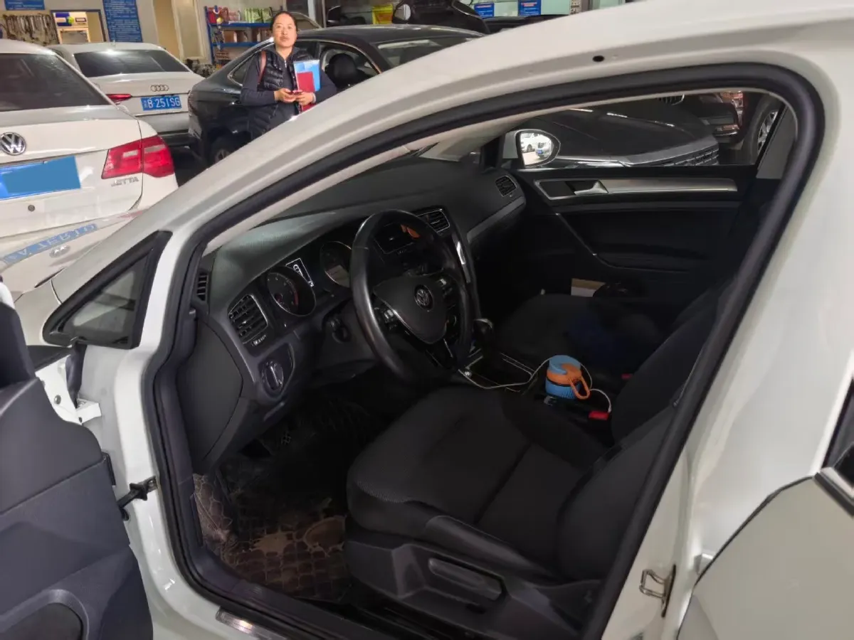 2020 Volkswagen Golf 1.4T 150HP L4 7DCT,autocango,china used car exporter,china ev exporter,chinese used car exporter,chinese used ev exporter