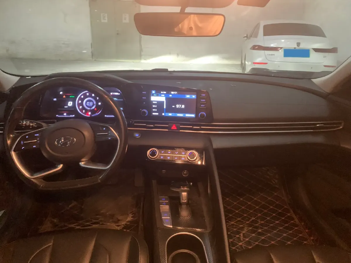 2021 Hyundai Elantra 1.5L 115HP L4 CVT,autocango,china used car exporter,china ev exporter,chinese used car exporter,chinese used ev exporter
