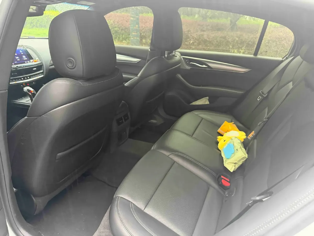 2021 Cadillac CT5 2.0T 237HP L4 10AT,autocango,china used car exporter,china ev exporter,chinese used car exporter,chinese used ev exporter