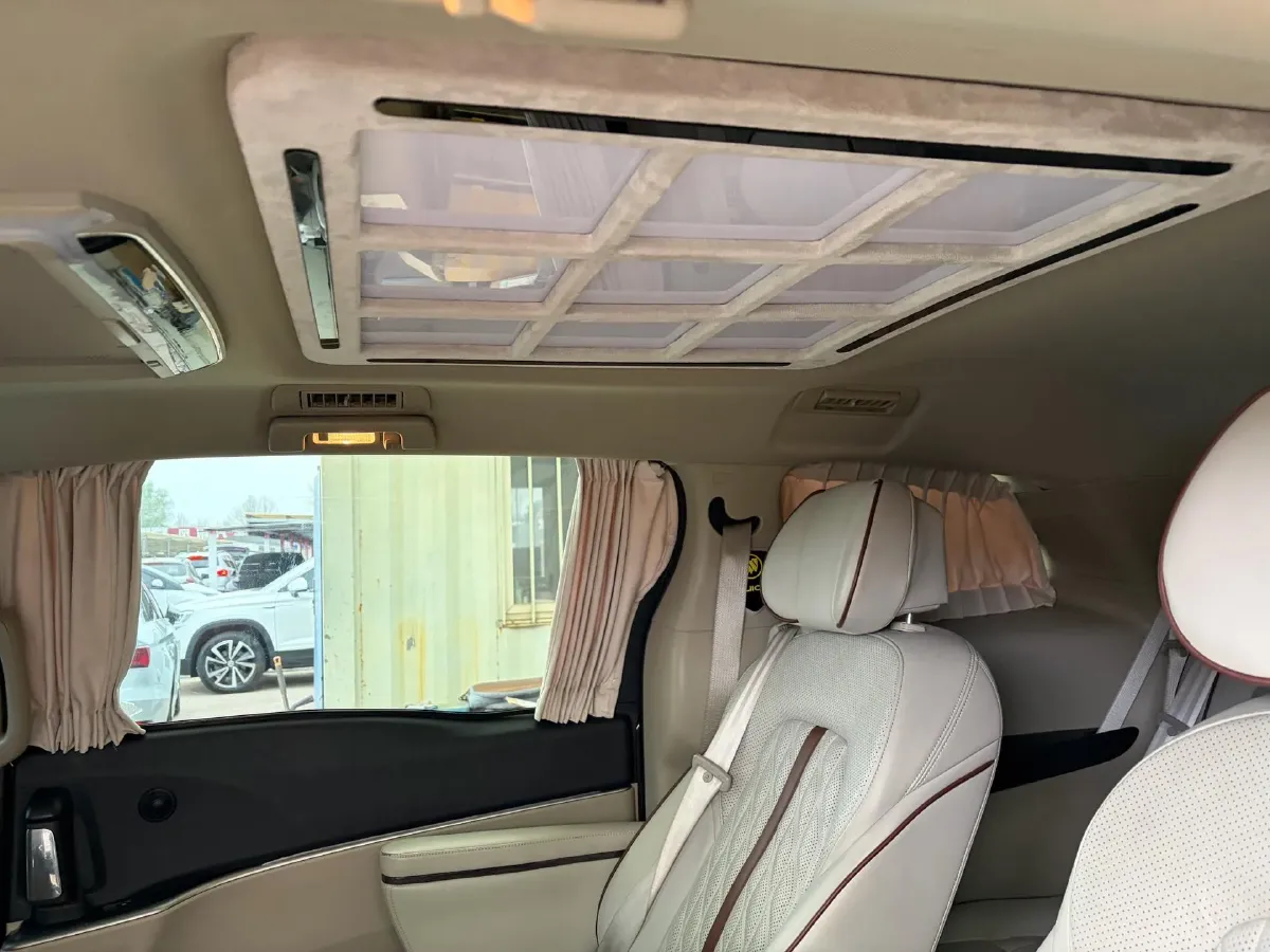 2018 Buick GL8 2.0T 260HP L4 6AT,autocango,china used car exporter,china ev exporter,chinese used car exporter,chinese used ev exporter