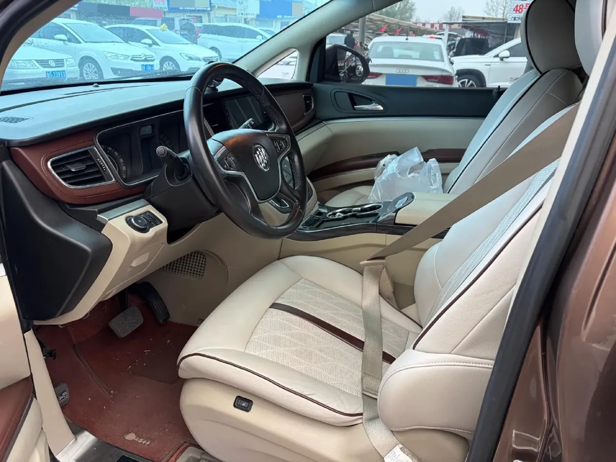 2018 Buick GL8 2.0T 260HP L4 6AT,autocango,china used car exporter,china ev exporter,chinese used car exporter,chinese used ev exporter