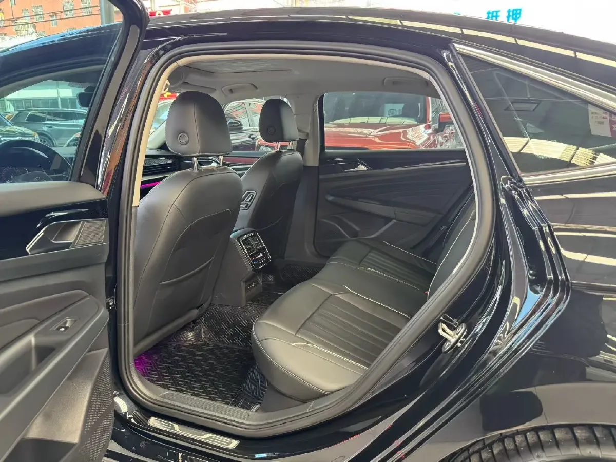 2022 Volkswagen Lamando 1.4T 150HP L4 7DCT,autocango,china used car exporter,china ev exporter,chinese used car exporter,chinese used ev exporter