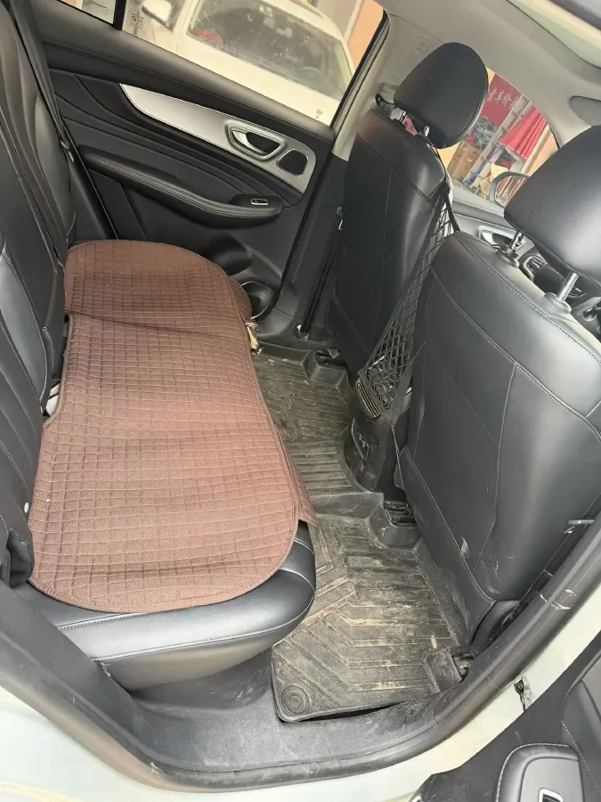 2019 Roewe RX5 MAX 1.5T 173HP L4 6AT,autocango,china used car exporter,china ev exporter,chinese used car exporter,chinese used ev exporter