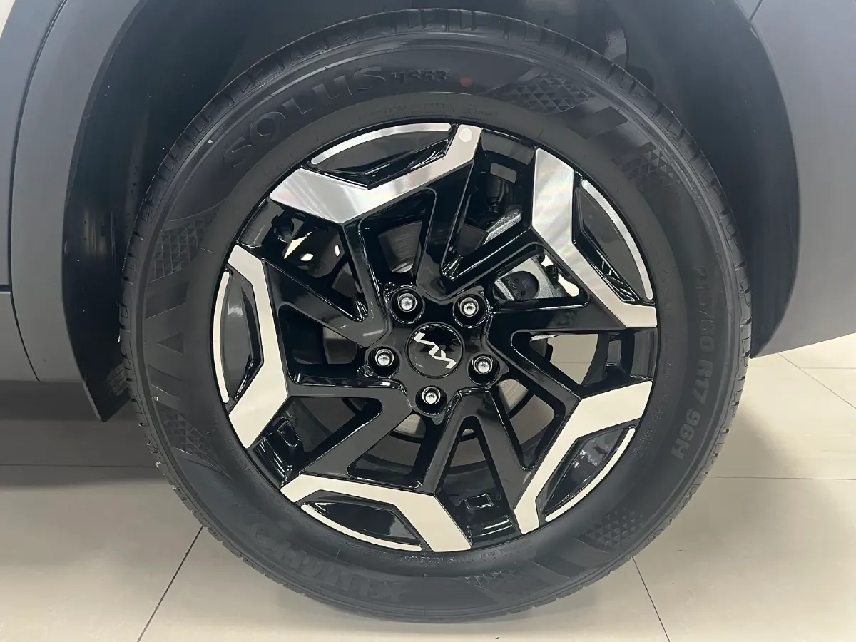 2023 Kia Seltos 1.5L 115HP L4 CVT,autocango,china used car exporter,china ev exporter,chinese used car exporter,chinese used ev exporter