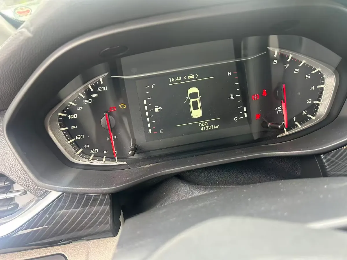 2023 MAXUS G50 1.5T 181HP L4 6MT,autocango,china used car exporter,china ev exporter,chinese used car exporter,chinese used ev exporter