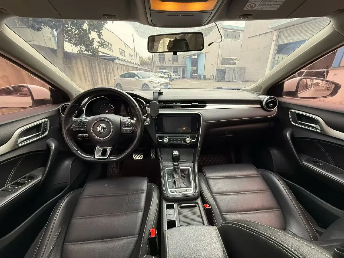 2017 MG MG6 1.5T 169HP L4 7DCT,autocango,china used car exporter,china ev exporter,chinese used car exporter,chinese used ev exporter