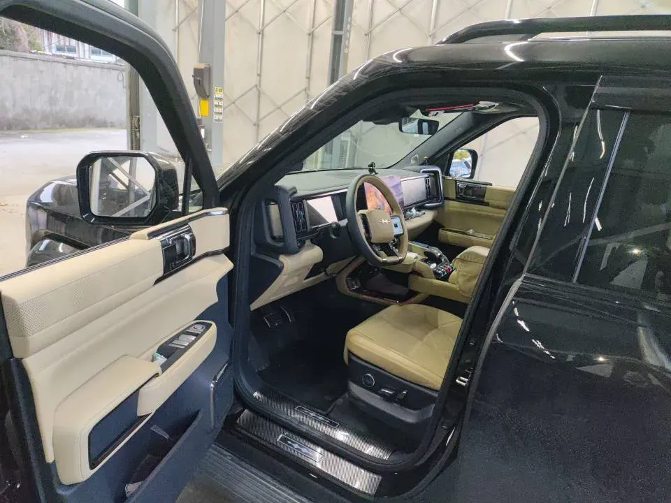 2025 FangChengBao Bao 5 1.5T 194HP L4 E-CVT PHEV 31.8KWH,autocango,china used car exporter,china ev exporter,chinese used car exporter,chinese used ev exporter