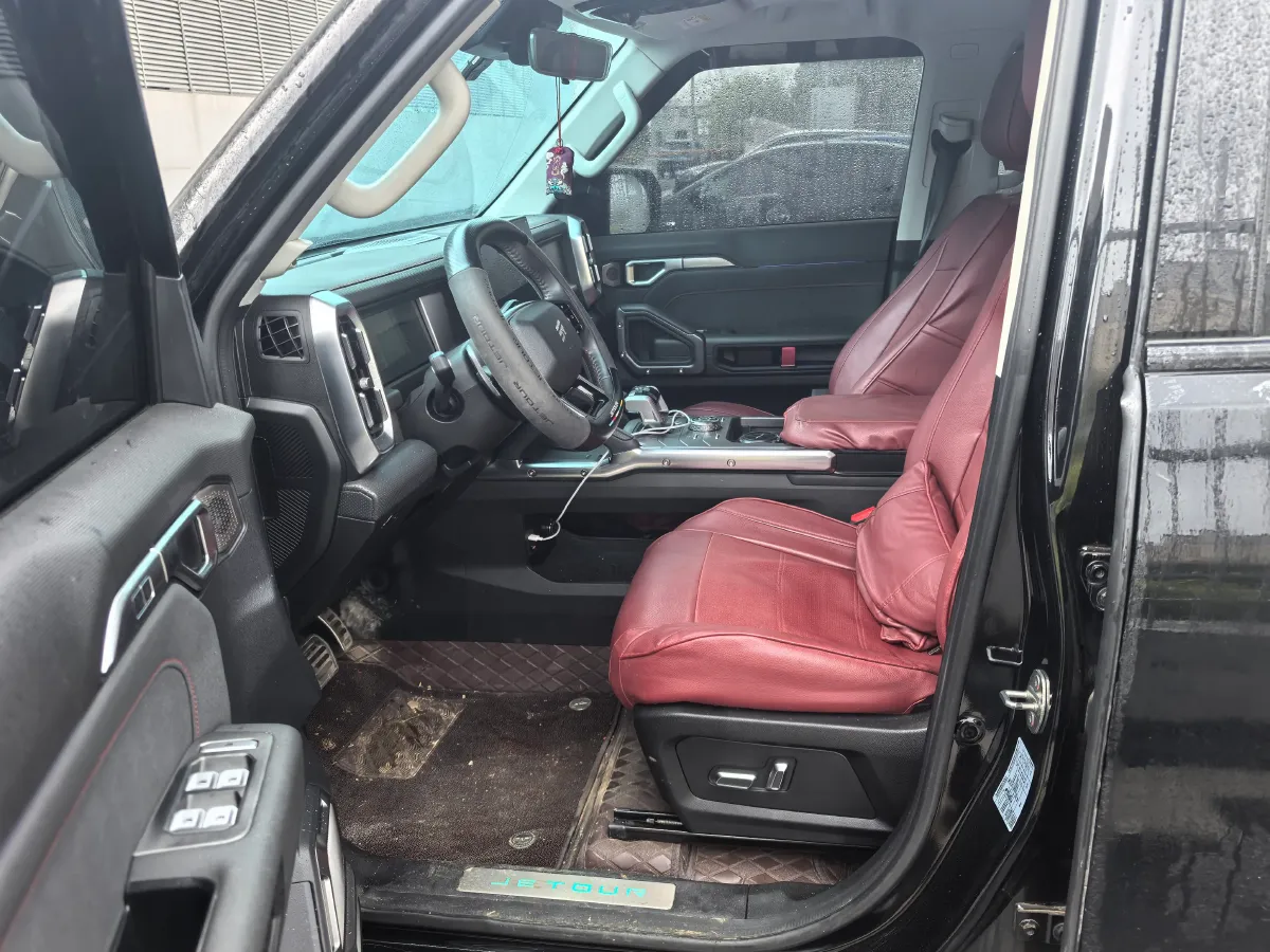 2023 Jetour Traveller 2.0T 254HP L4 7DCT,autocango,china used car exporter,china ev exporter,chinese used car exporter,chinese used ev exporter