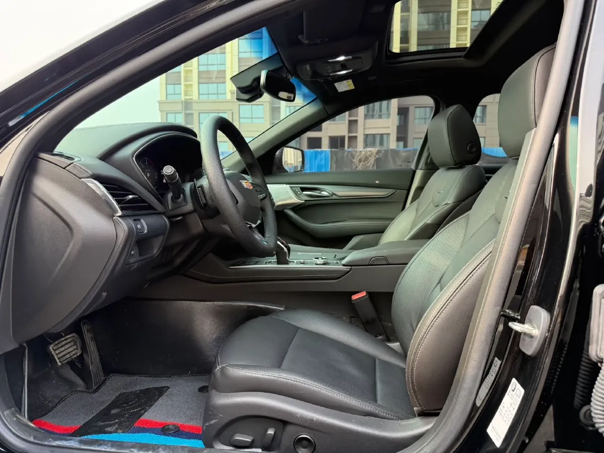 2023 Cadillac CT5 2.0T 237HP L4 10AT,autocango,china used car exporter,china ev exporter,chinese used car exporter,chinese used ev exporter