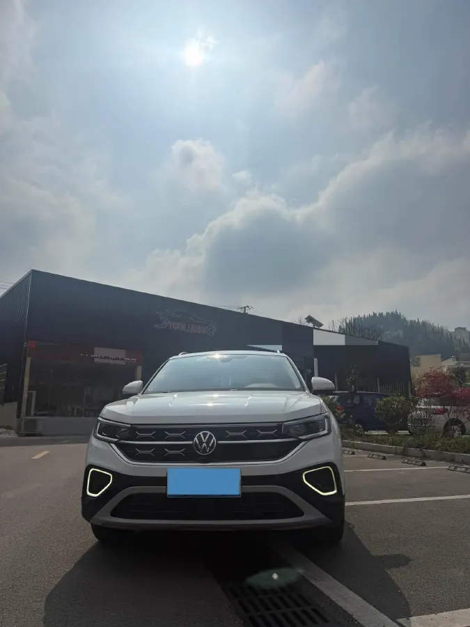 2023 Volkswagen Tayron 2.0T 186HP L4 7DCT,autocango,china used car exporter,china ev exporter,chinese used car exporter,chinese used ev exporter