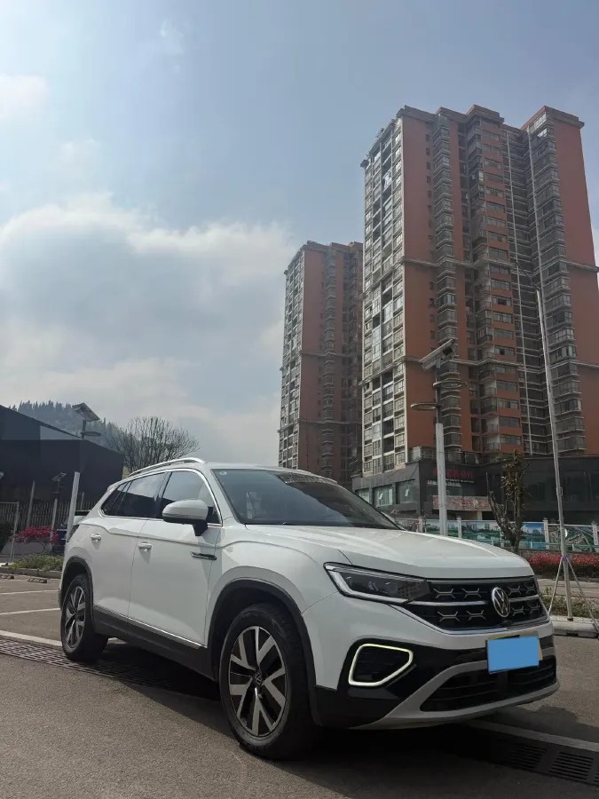 2023 Volkswagen Tayron 2.0T 186HP L4 7DCT,autocango,china used car exporter,china ev exporter,chinese used car exporter,chinese used ev exporter