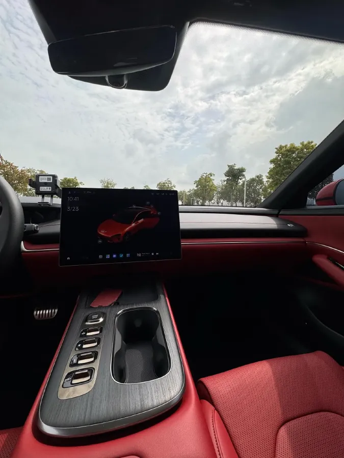 2024 MI SU7 BEV 101KWH,autocango,china used car exporter,china ev exporter,chinese used car exporter,chinese used ev exporter