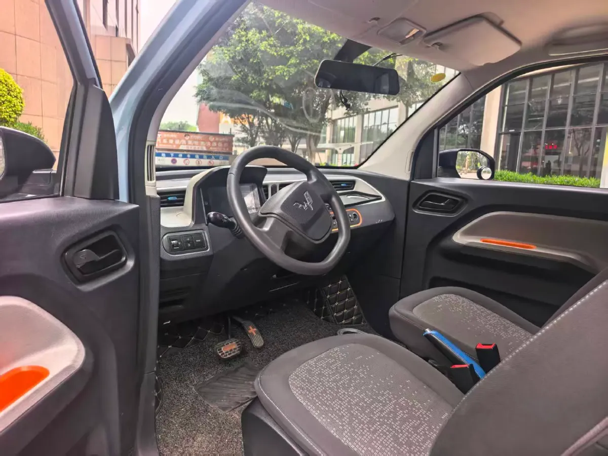 2020 WuLing HongGuang MINI EV BEV 13.8KWH,autocango,china used car exporter,china ev exporter,chinese used car exporter,chinese used ev exporter