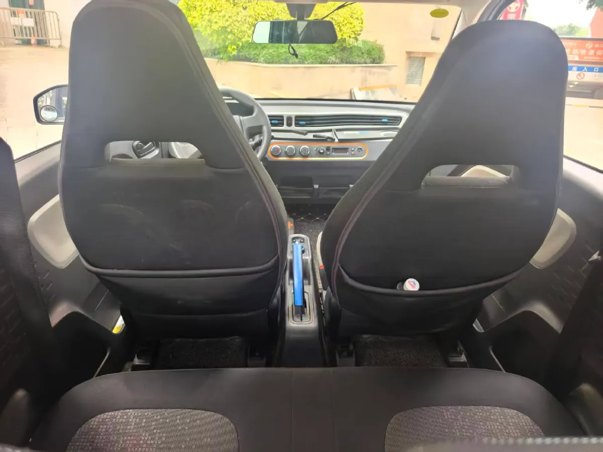 2020 WuLing HongGuang MINI EV BEV 13.8KWH,autocango,china used car exporter,china ev exporter,chinese used car exporter,chinese used ev exporter