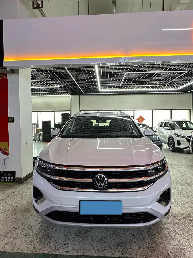 2021 Volkswagen Talagon 2.5T 299HP V6 7DCT,autocango,china used car exporter,china ev exporter,chinese used car exporter,chinese used ev exporter