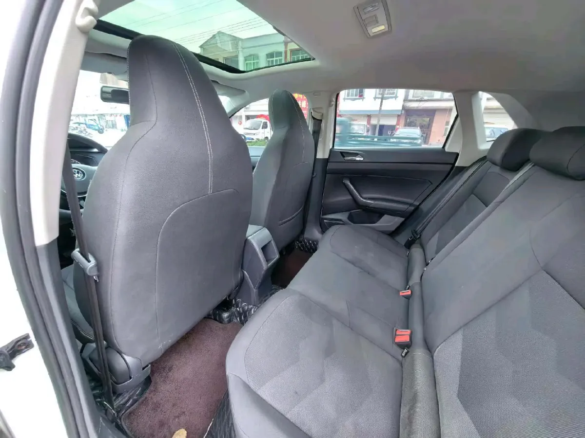 2021 Bestune T55 1.5T 169HP L4 7DCT,autocango,china used car exporter,china ev exporter,chinese used car exporter,chinese used ev exporter