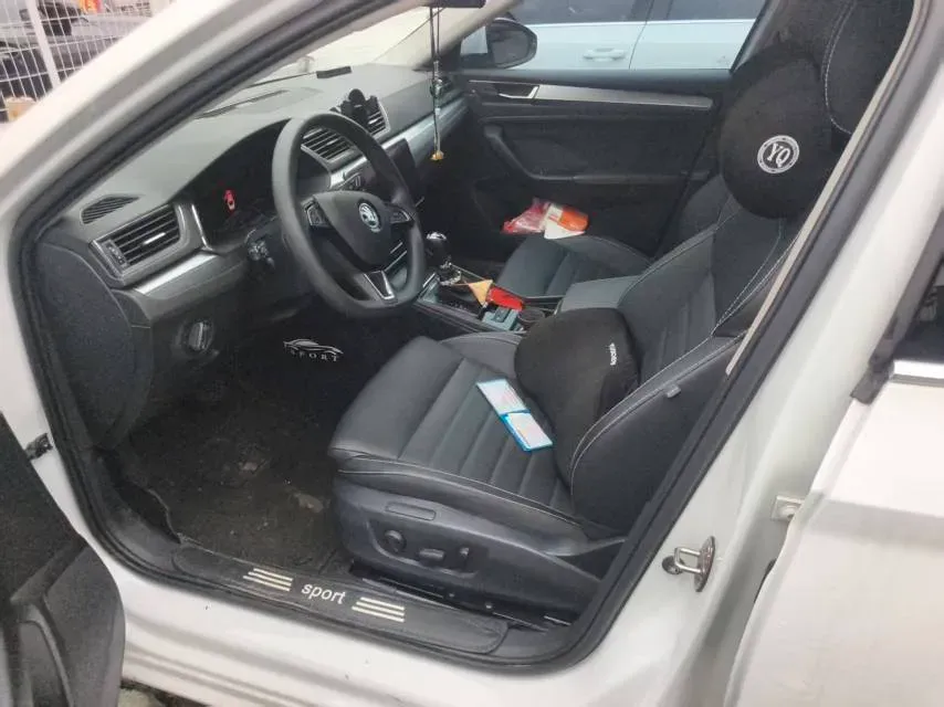 2022 Skoda Octavia 1.4T 150HP L4 7DCT,autocango,china used car exporter,china ev exporter,chinese used car exporter,chinese used ev exporter