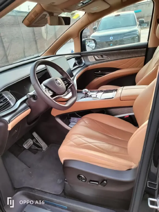 2025 Denza D9 1.5T 156HP L4 E-CVT PHEV 40KWH,autocango,china used car exporter,china ev exporter,chinese used car exporter,chinese used ev exporter