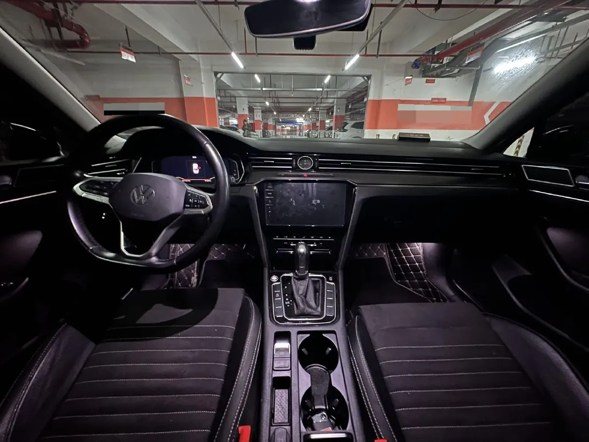 2020 Volkswagen Magotan 2.0T 186HP L4 7DCT,autocango,china used car exporter,china ev exporter,chinese used car exporter,chinese used ev exporter