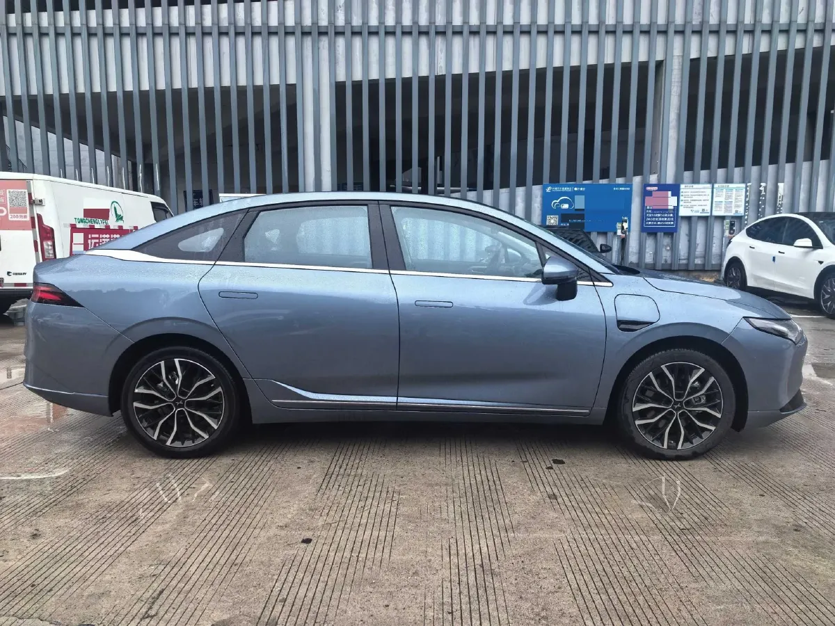 2024 Xpeng P5 BEV 55.4KWH,autocango,china used car exporter,china ev exporter,chinese used car exporter,chinese used ev exporter