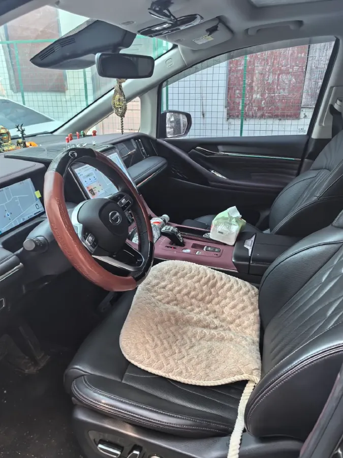 2023 GAC Trumpchi M8 2.0T 252HP L4 8AT,autocango,china used car exporter,china ev exporter,chinese used car exporter,chinese used ev exporter