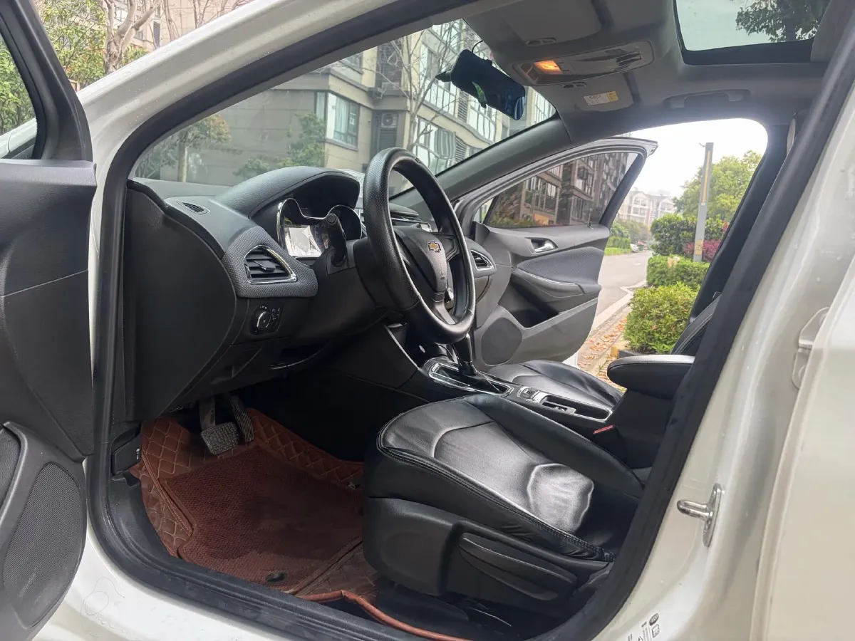 2018 Chevrolet Cruze 1.5L 114HP L4 6AT,autocango,china used car exporter,china ev exporter,chinese used car exporter,chinese used ev exporter