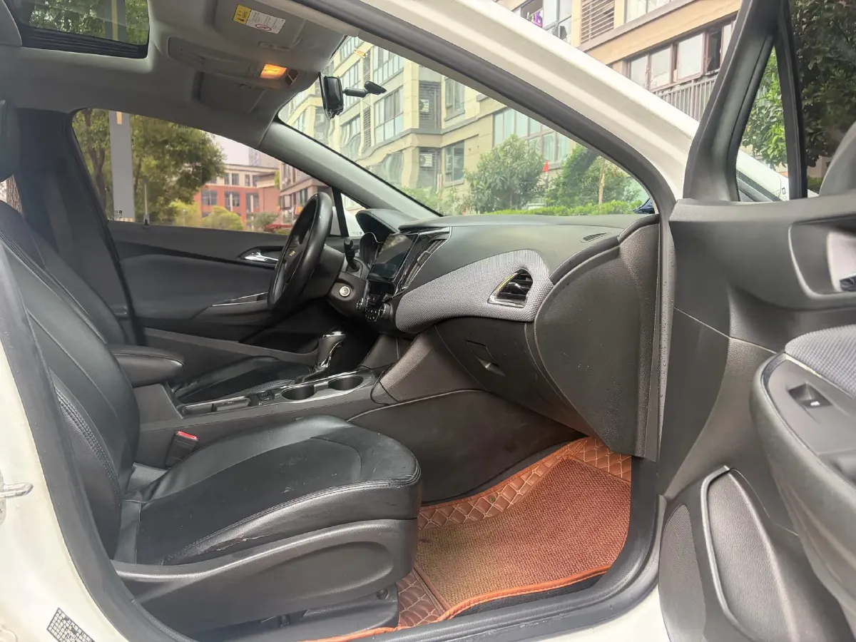 2018 Chevrolet Cruze 1.5L 114HP L4 6AT,autocango,china used car exporter,china ev exporter,chinese used car exporter,chinese used ev exporter