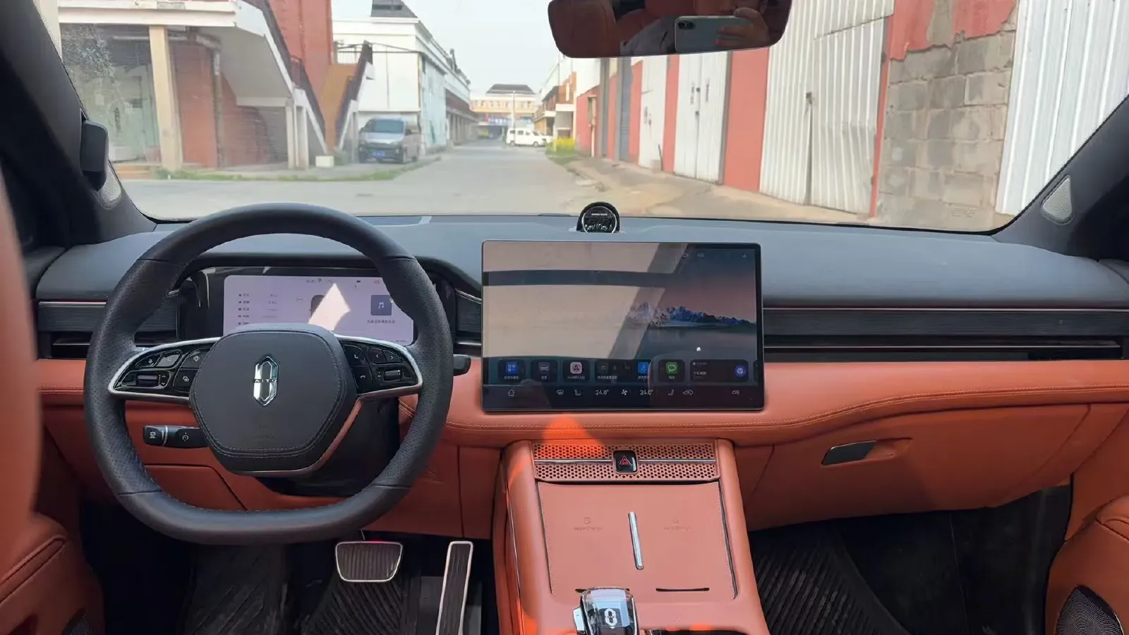 2024 AITO AITO M7 1.5T 152HP L4 REEV 42KWH,autocango,china used car exporter,china ev exporter,chinese used car exporter,chinese used ev exporter